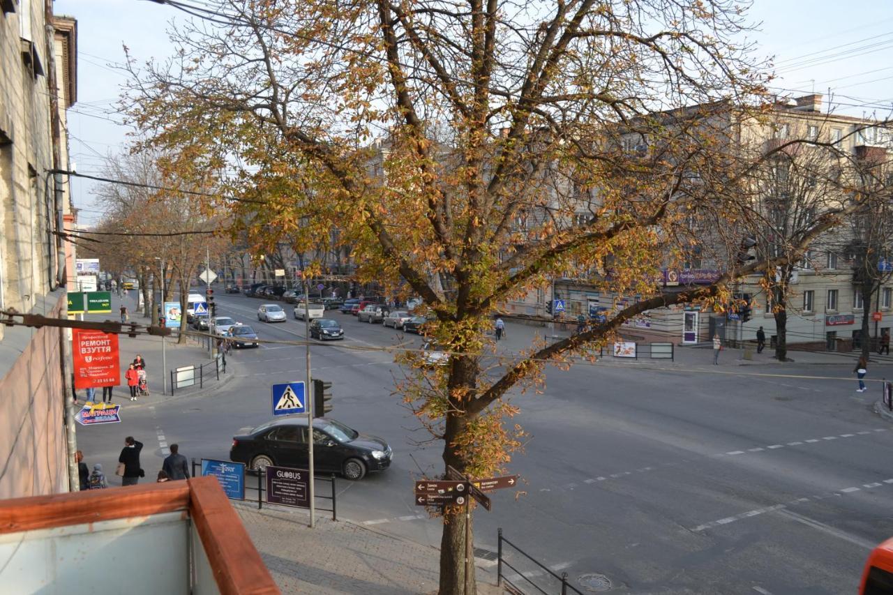 Art Apartment Ternopil Exterior foto